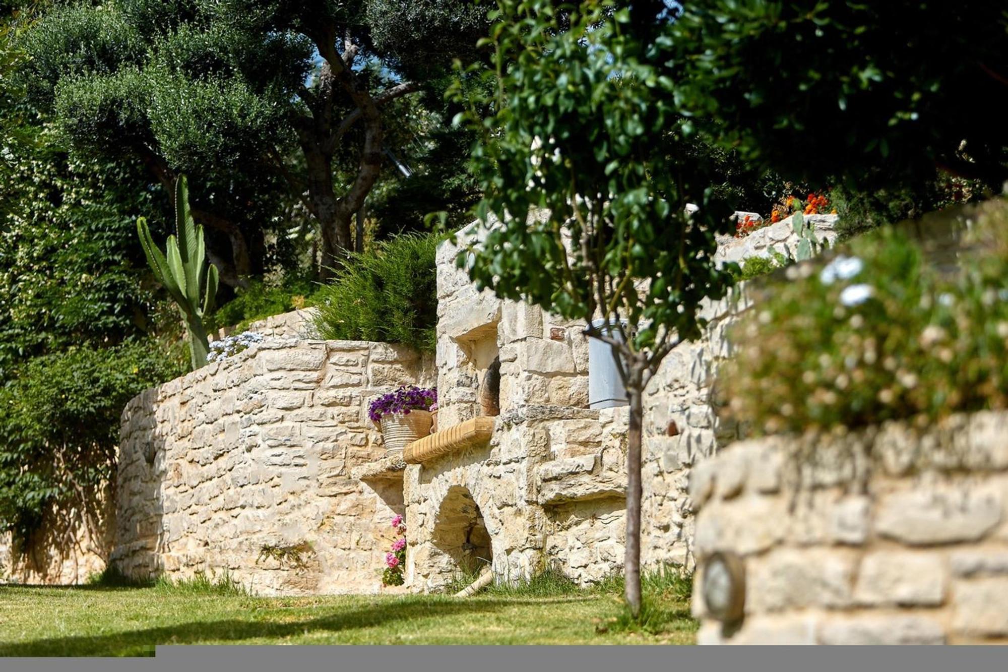 Villa Vollard With Amazing View Pool Heraklion  Bagian luar foto